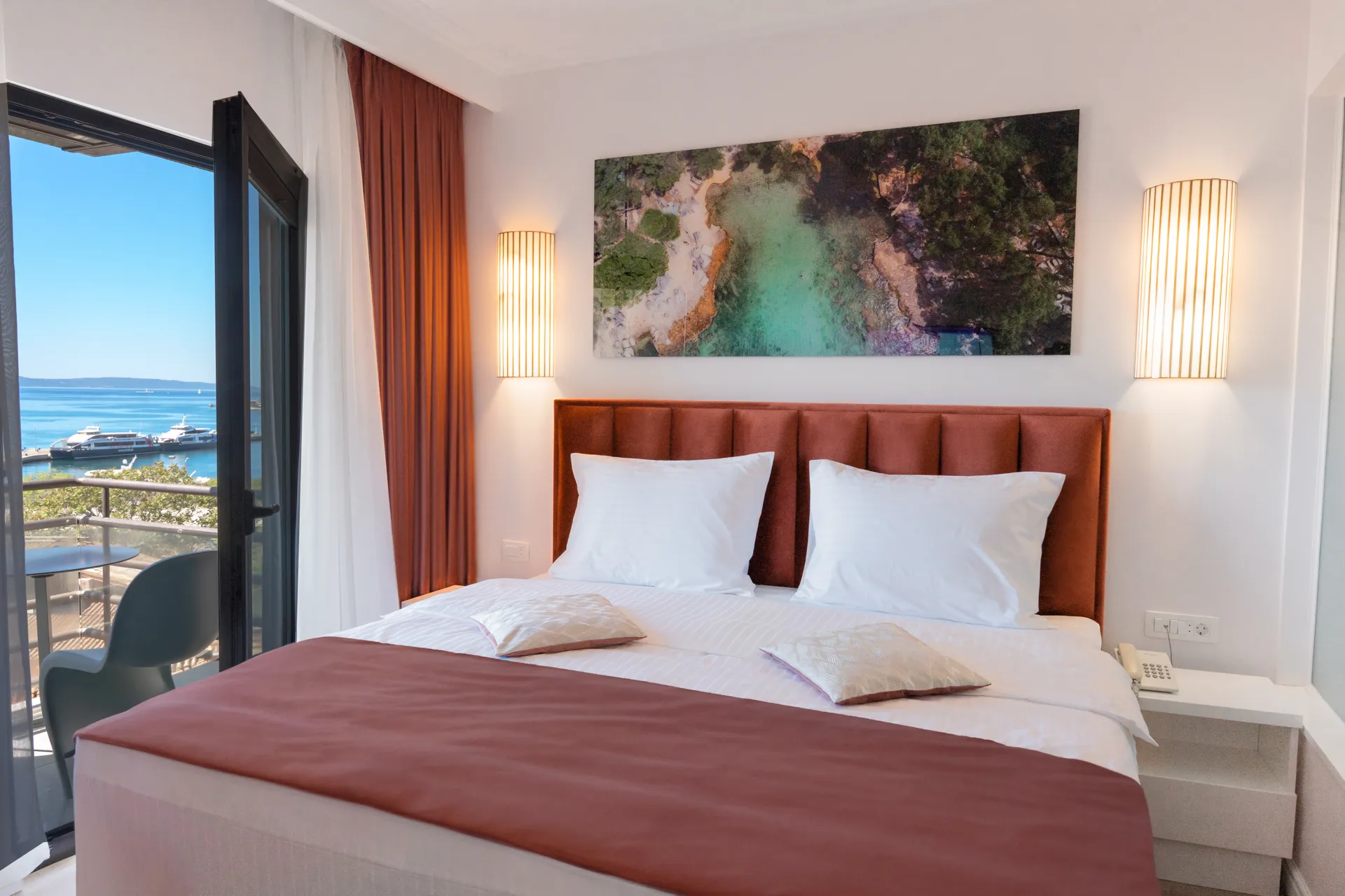Comfort room