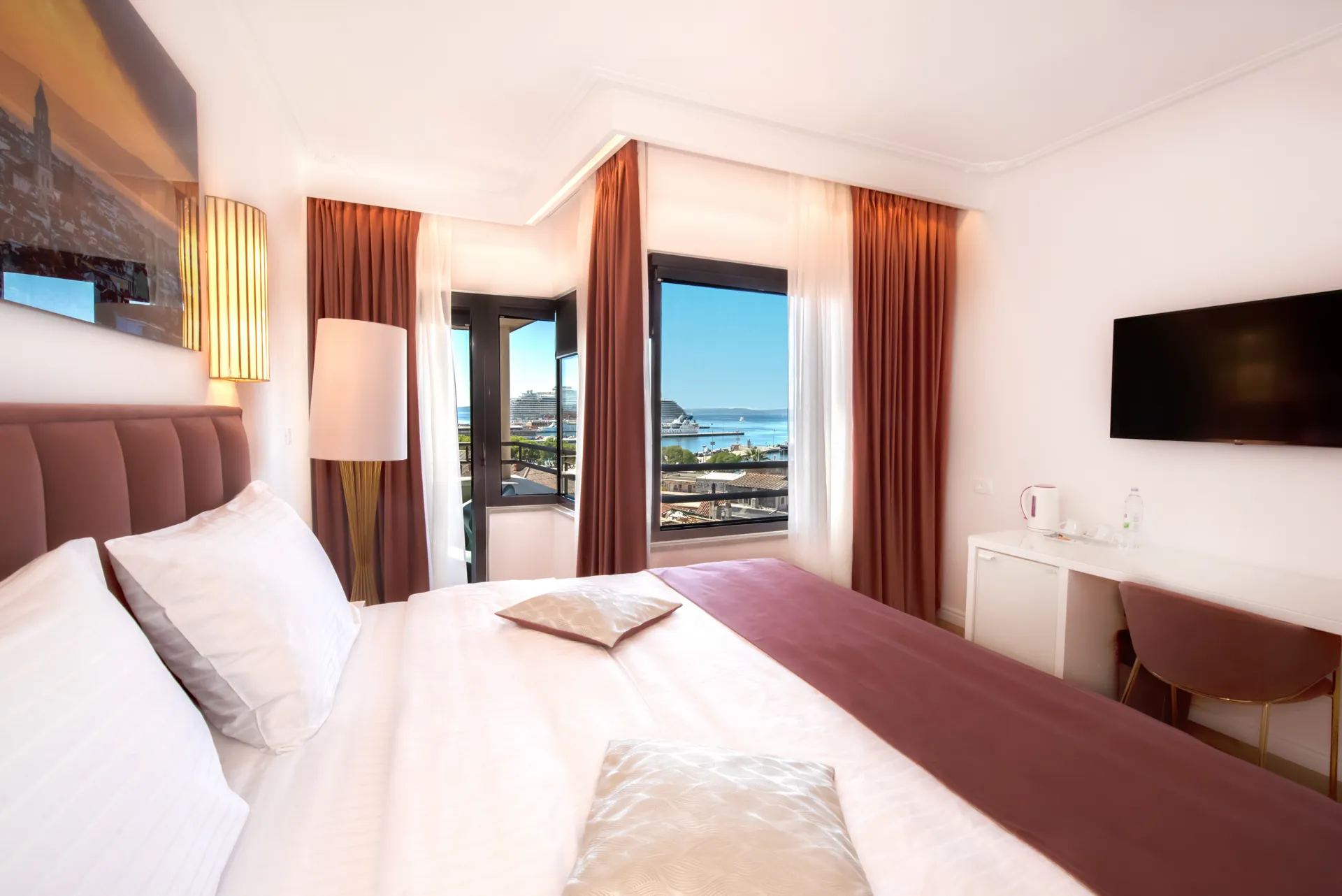 Comfort room