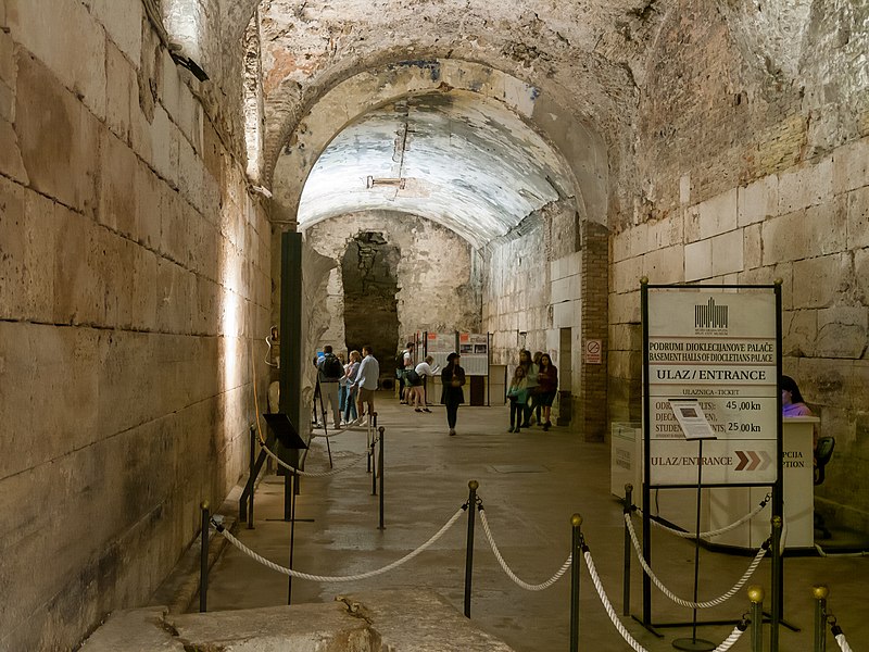 Diocletian`s Cellar, Split